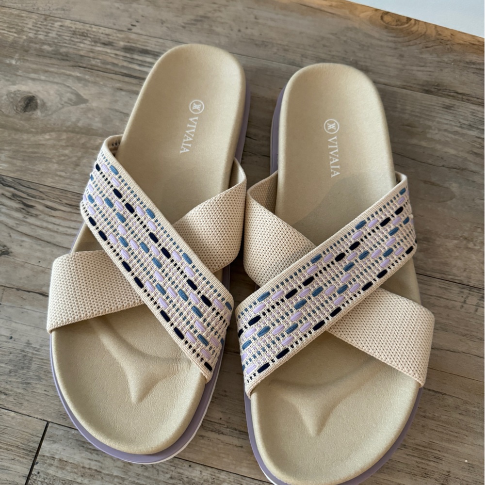 Brand New: Vivaia Criss Cross Strap Slides